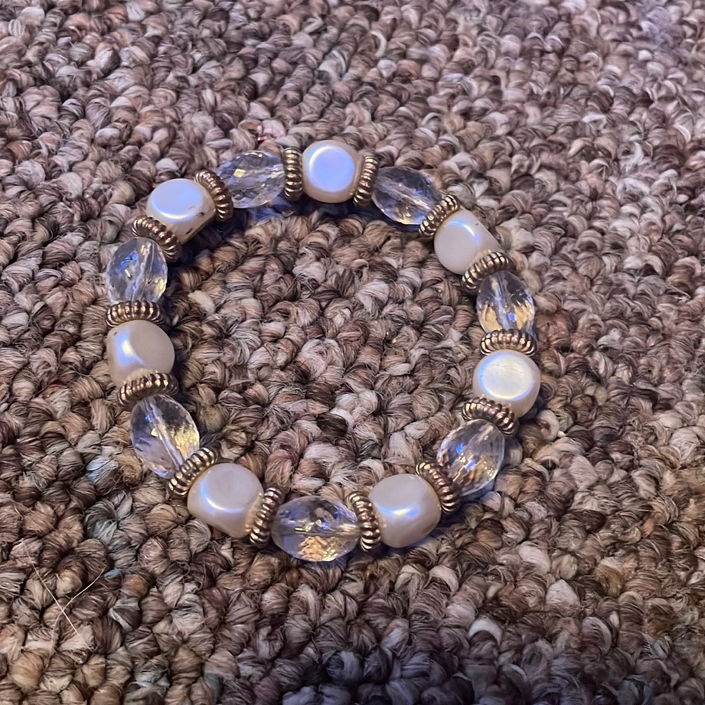 gold pearl bracelet